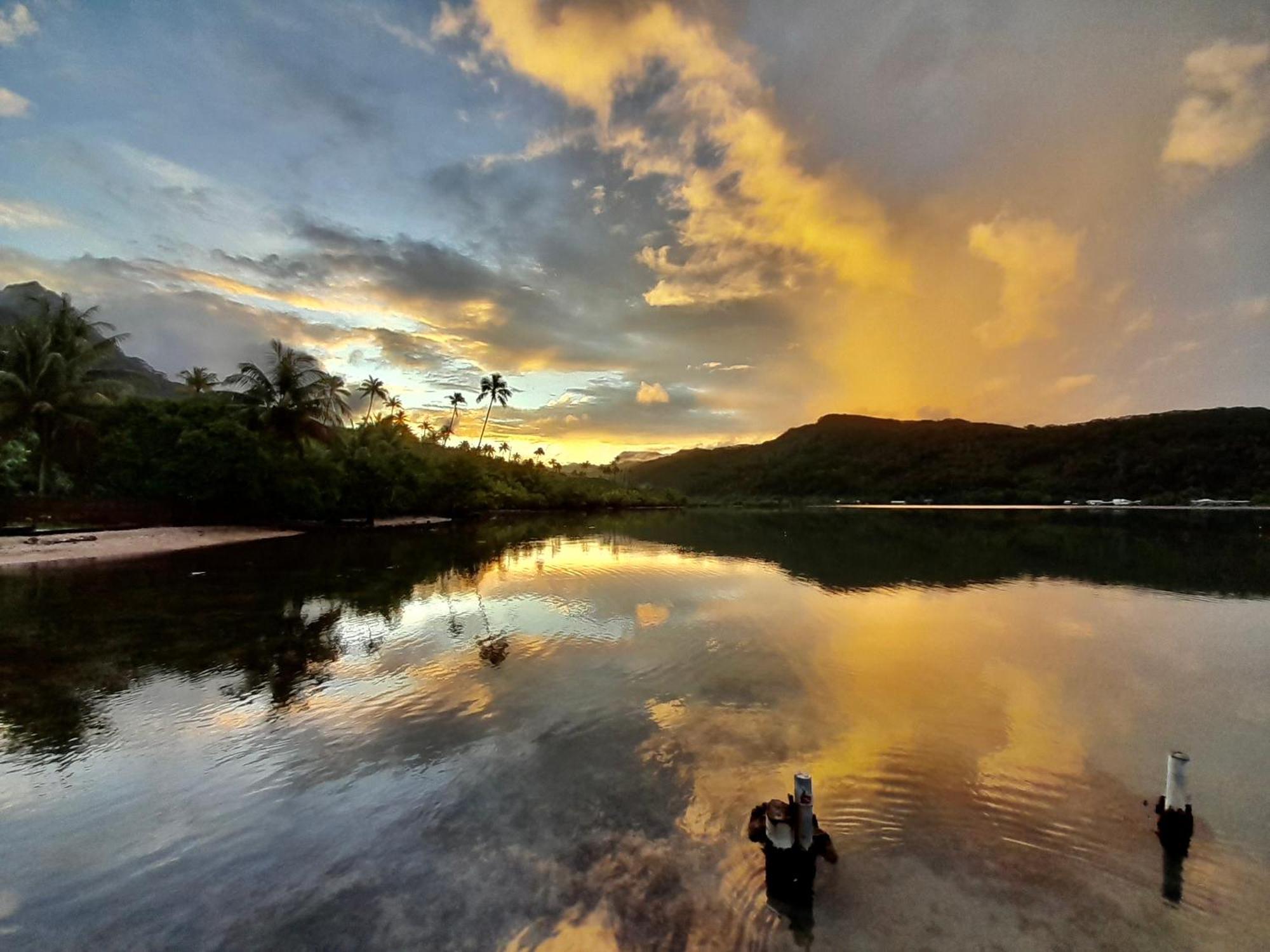 Raiatea, Opoa, Fare Reve, Bord De Mer Villa Exteriör bild